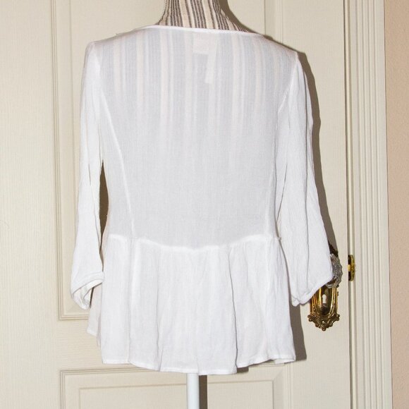 Forgotten Grace Embroidered Peasant Blouse White Gauze L - Picture 3 of 6